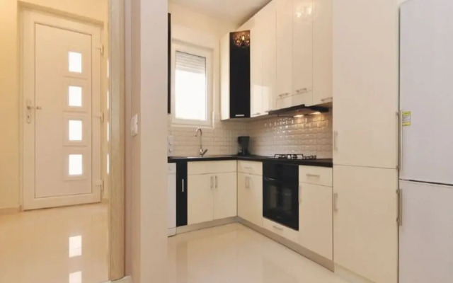 Silvi - With Large Terrace - H