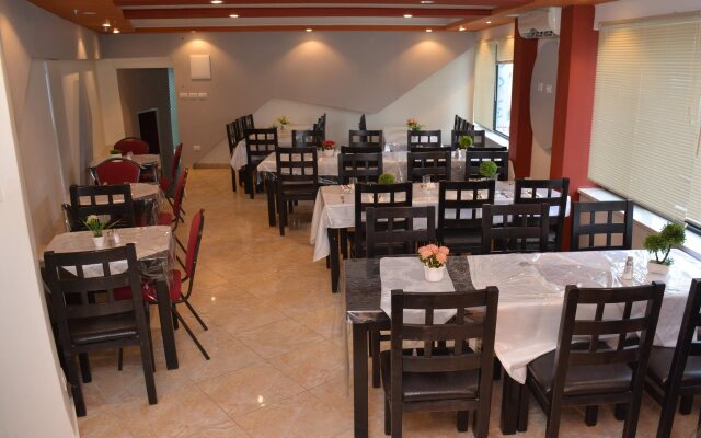 New Metropole Hotel