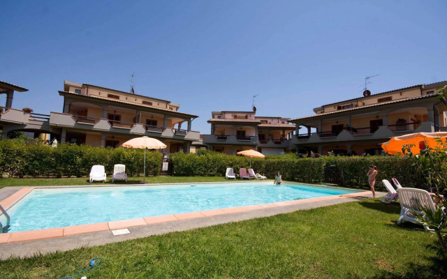 Follonica Apartments