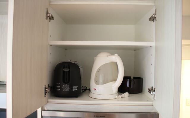 The Ridge Hotel & Apartments