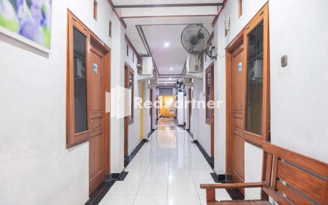 OYO 3892 Athaya Guesthouse Syariah