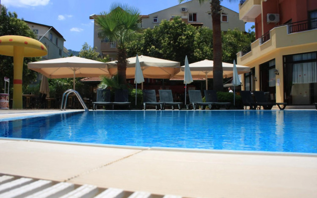 Palmea Hotel