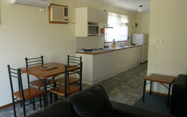 Dolphin Sands Holiday Villas