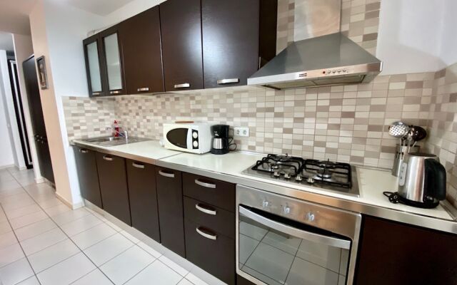 Monaco Grand Apartments By CityBookings