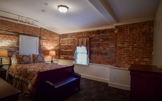 The Chester Publick House Restaurant and Inn