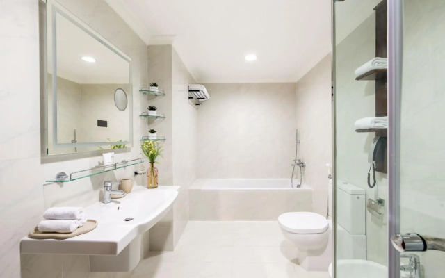 Dusit Hotel & Suites Doha