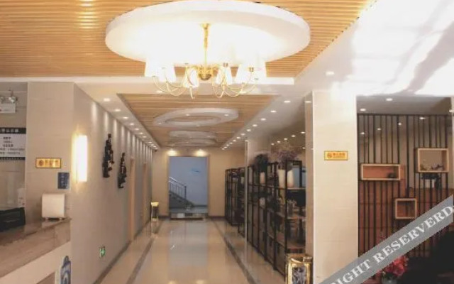 Zhengzhou 9-day Qianhe Hotel