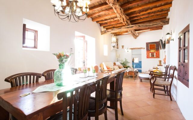 Villa Canseres