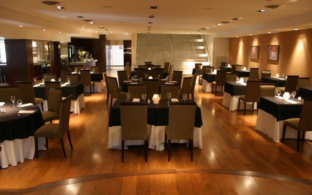 Ros Tower Hotel