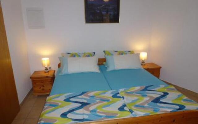 Apartment Pucisca with Sea View II