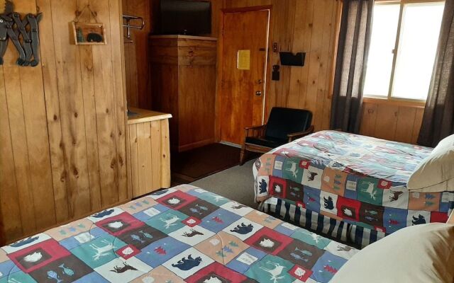 Sunshine Motel and Cabins