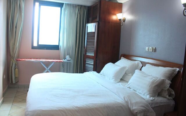 Residence Le Carat Akwa