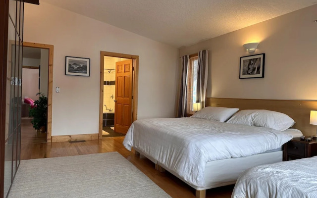 The Stemwinder Lodge by Simply Kimberley