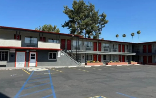 Heritage Inn