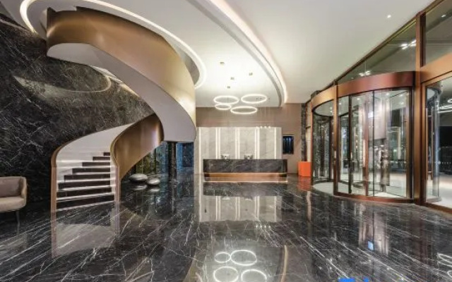 Atour Hotel (Shanghai Lingang New Town)