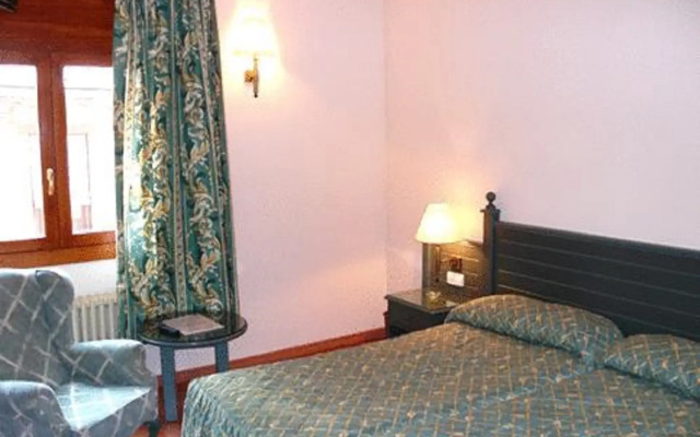 Hotel Sant Jordi by ALEGRIA