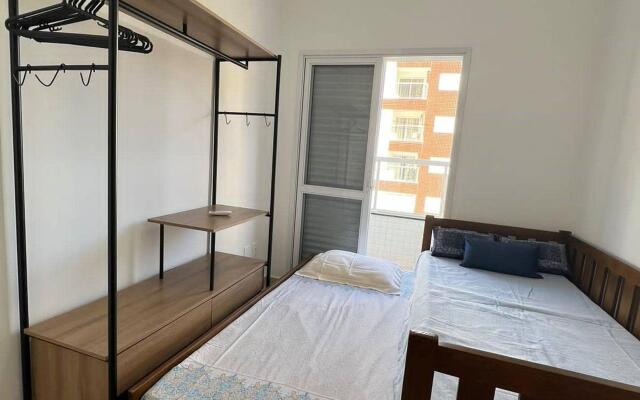 Apto Novo c/ Ar e Piscina  Toninhas Ubatuba