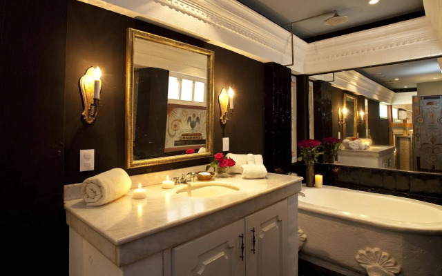 Rivera del Rio Boutique Hotel