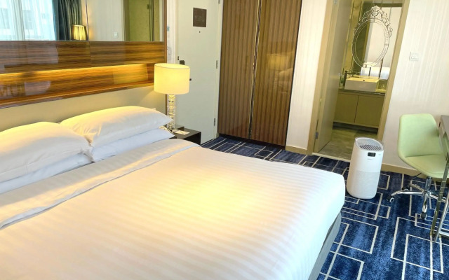 Dorsett Tsuen Wan, Hong Kong