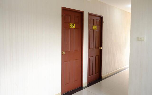 Banchang Apartment and Hotel