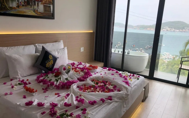 Nha Trang Harbor Apartments & Hotel