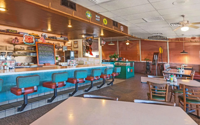 Howard Johnson by Wyndham Flagstaff