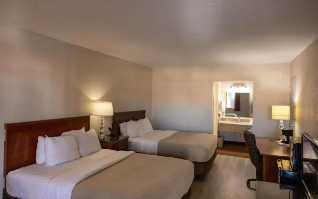 Quality Inn & Suites Lake Havasu City