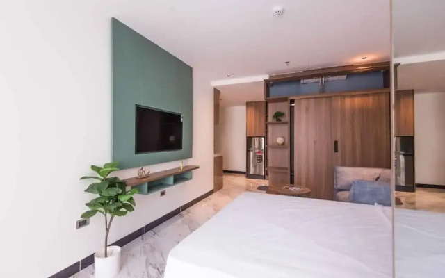 Luxe Paradise Suites Hotel Hoang Cau
