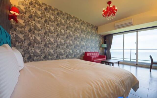 Whitecaps Hostel
