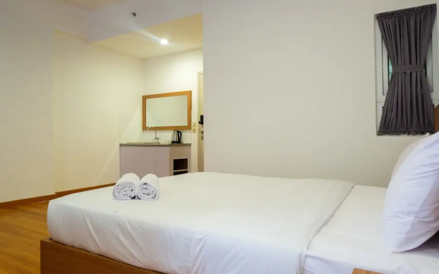 Azalea Suites Cikarang Studio Apartment with Bathtub