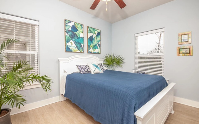 Footprints in the Sand at Arborgate