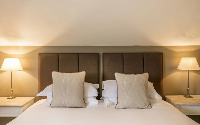 The Townhouses @ Carus Green