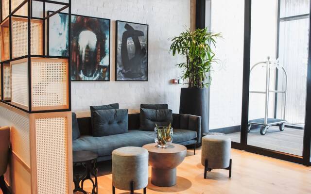 Bridgewater Apartments by Century City Hotels