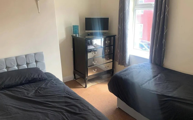 Seaside Haven Retreat in West Kirby