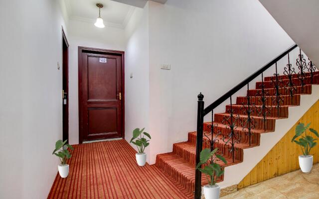 Capital O 87593 Yasmin Resort