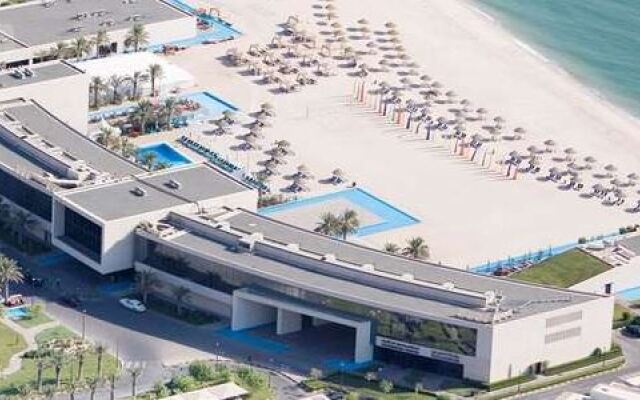 Hilton Kuwait Resort