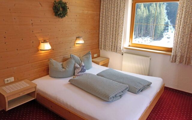 Apartment Alpenhof Kappl 34437