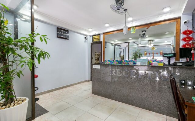 Vuon Tao Dan Hotel Near Ben Thanh Market