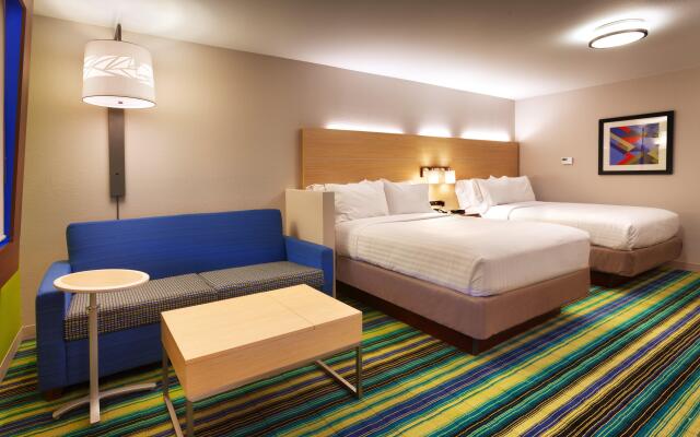 Holiday Inn Express & Suites Phoenix West - Buckeye by IHG