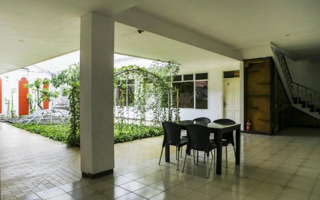 Loxy Inn Surabaya