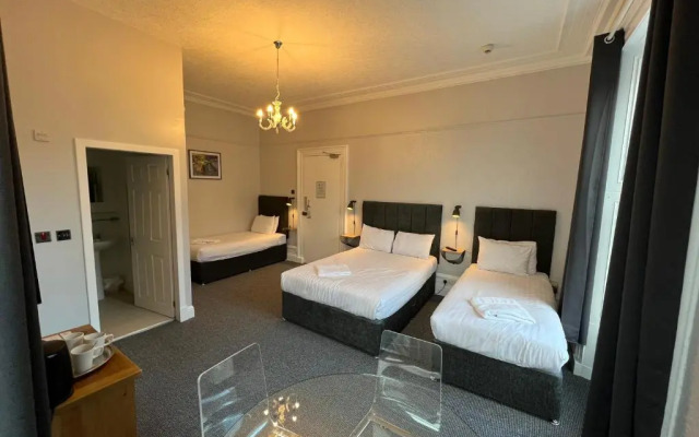 Lost Guest House - Aberdeen