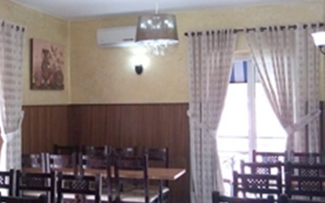 Hotel Habira