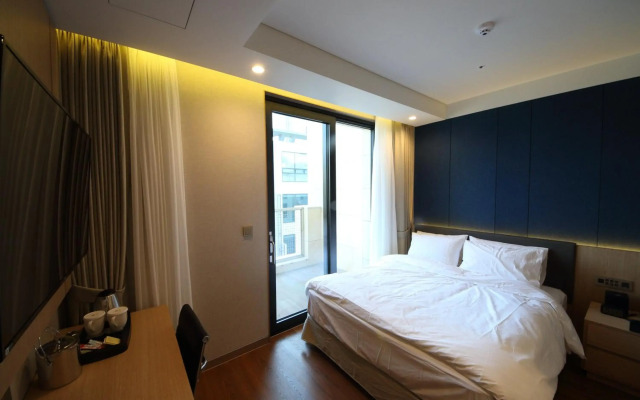 Benikea The H Hotel