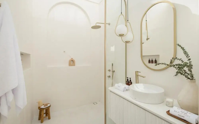 Mazari Luxury Villas