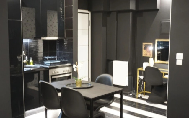 Exclusive Design Studio with Yard