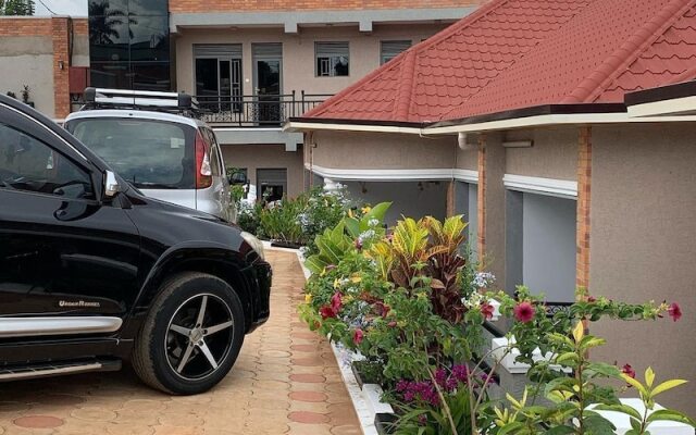 Ally  Ngali Motel