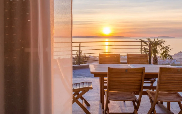 Luxury Villa White Velvet with Pool