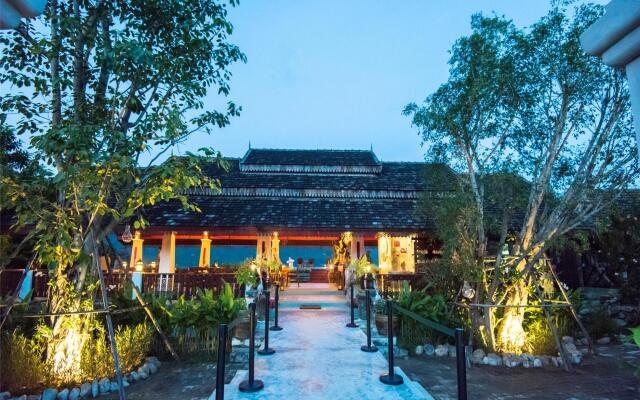 E-outfitting Pai Resort