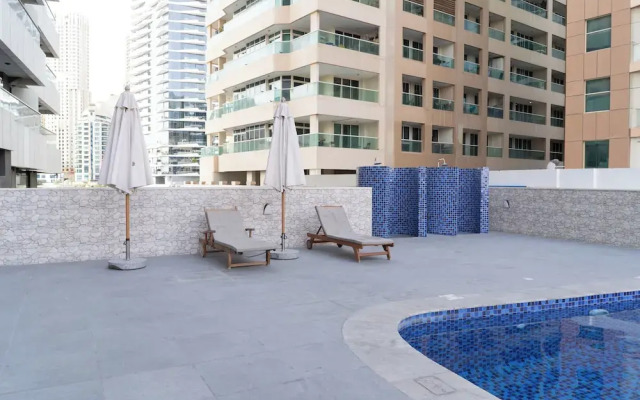1BR in Dubai Marina Near Metro