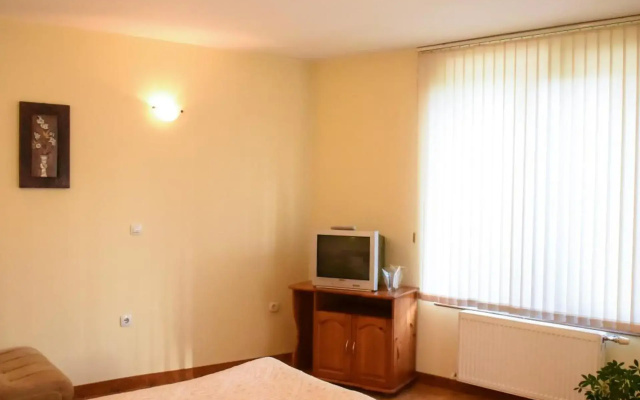 Lina Hotel